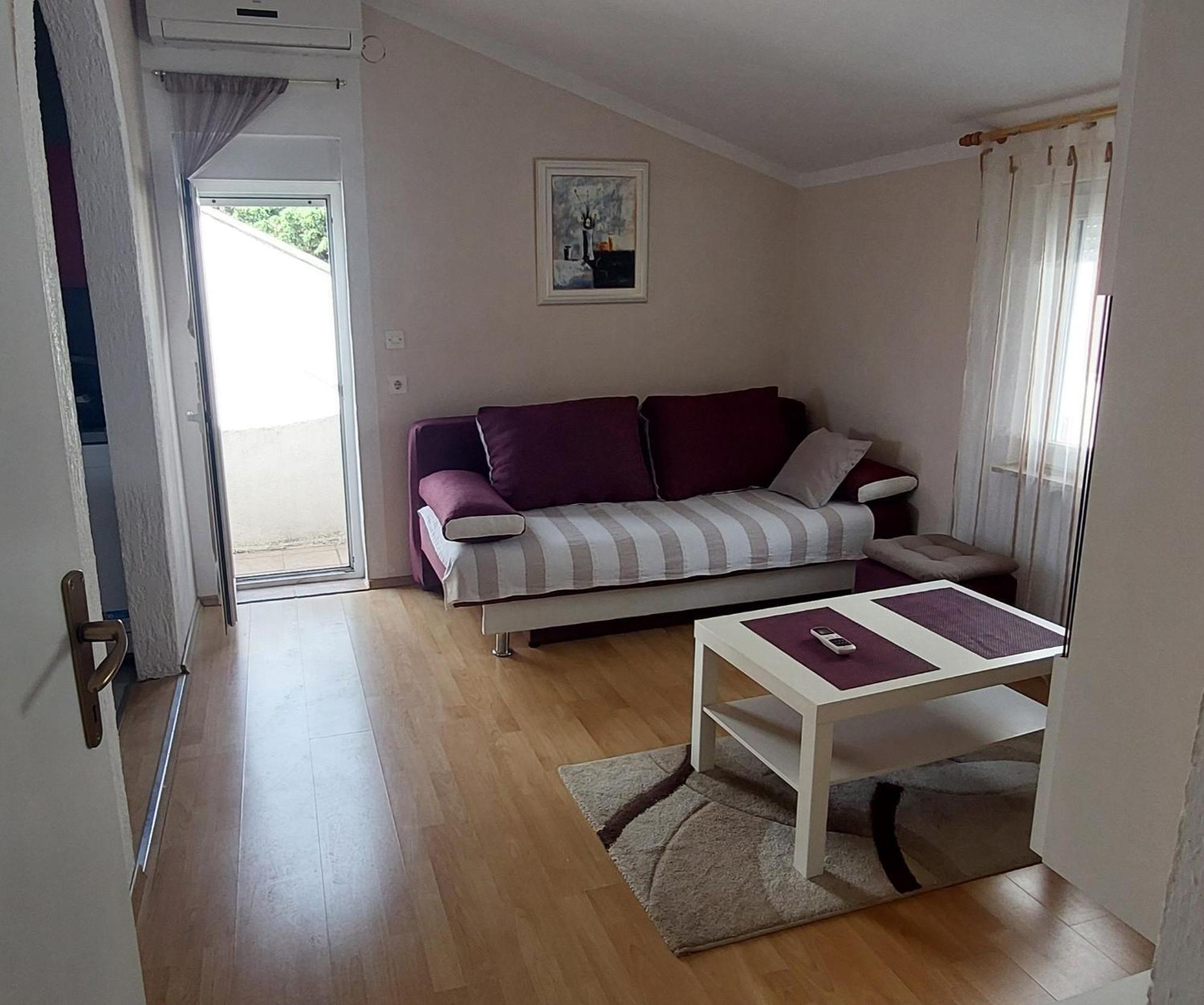 Apartman Jelena Vir Ngoại thất bức ảnh